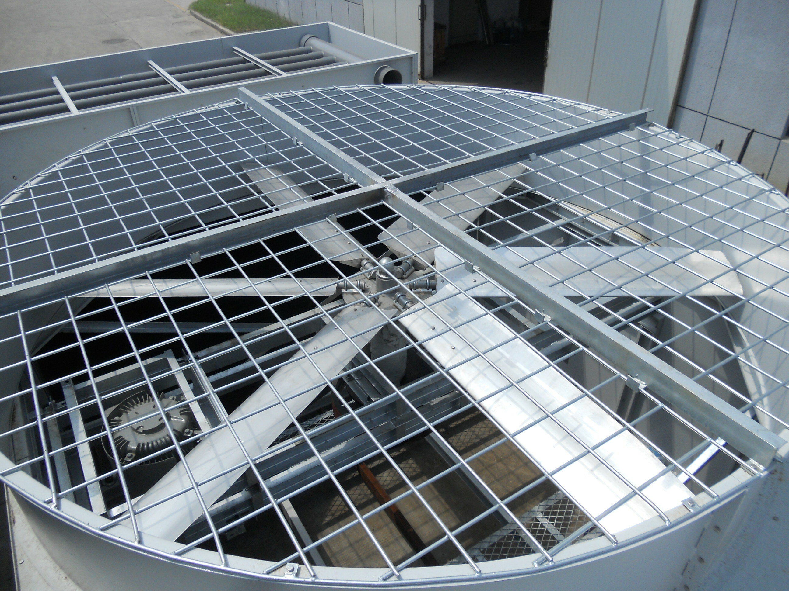 閉式冷卻塔風(fēng)機(jī)維修注意事項(xiàng)有哪些？